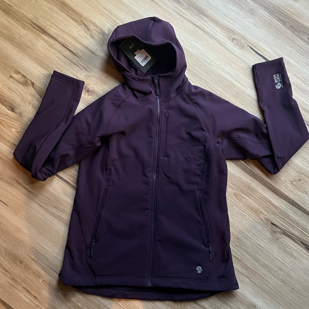 NWT Mountain Hardwear size large purple/plum colored full zip jacket.